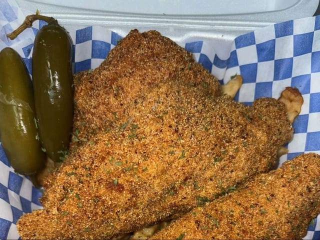 Catfish W/Fries.
